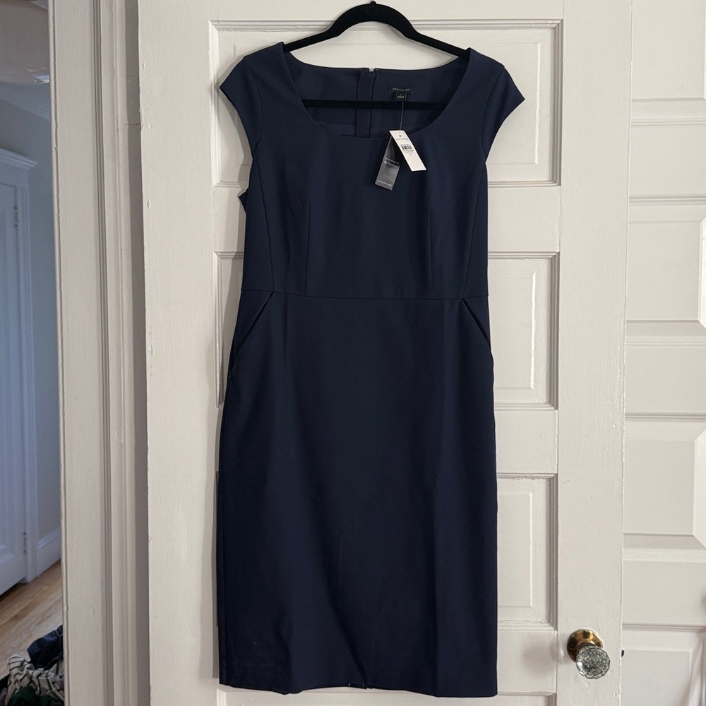 NWT Ann Taylor Scoop Neck Zip Pocket Dress in Bi-Stretch, Pure Sapphire, Size 6